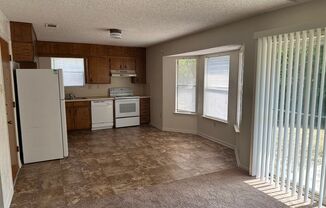 2 beds, 1 bath, $950