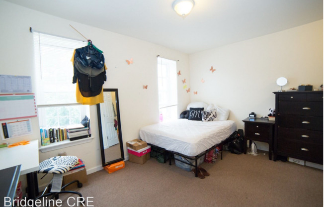 3 beds, 3 baths, 1,500 sqft, $1,800, Unit Unit 1