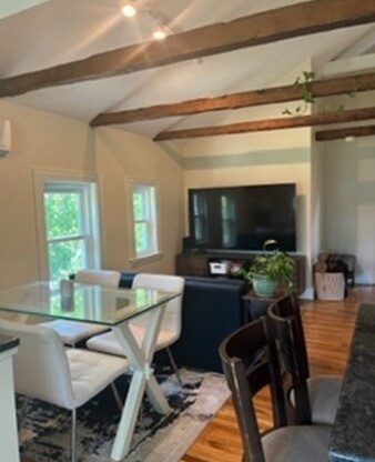 1 bed, 1 bath, 700 sqft, $2,500, Unit 2