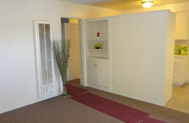 Studio, 1 bath, 425 sqft, $1,595, Unit 104 $499 SECURITY DEPOSIT O.A.C !!! AND SUMMER SPECIAL TO MOVE IN ...ASK ME HOW. CALL ME TO SCHEDULE YOUR VISIT ALBERT 323-809-6765