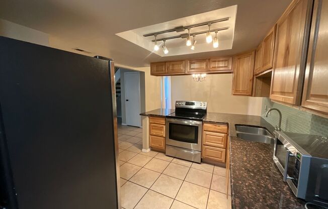 2 beds, 3 baths, $1,800