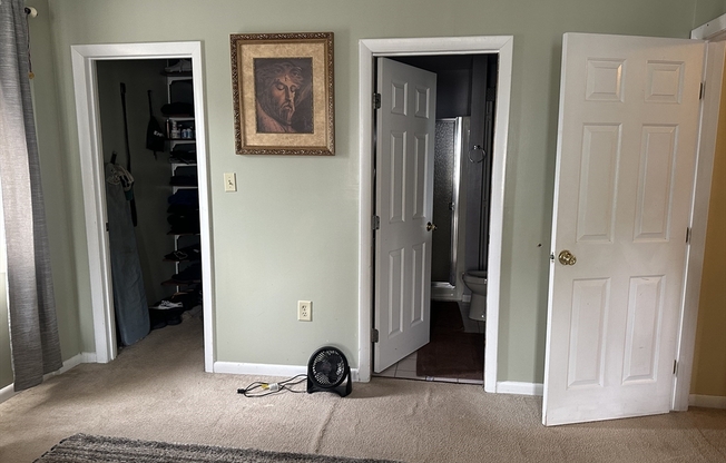 2 beds, 2 baths, 1,280 sqft, $2,800, Unit 201
