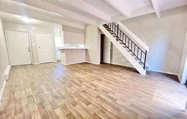 2 beds, 1 bath, 905 sqft, $995, Unit 1405-B