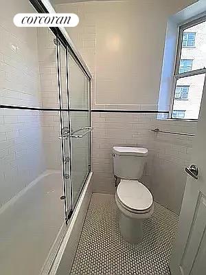 2 beds, 1 bath, $3,675, Unit 5B