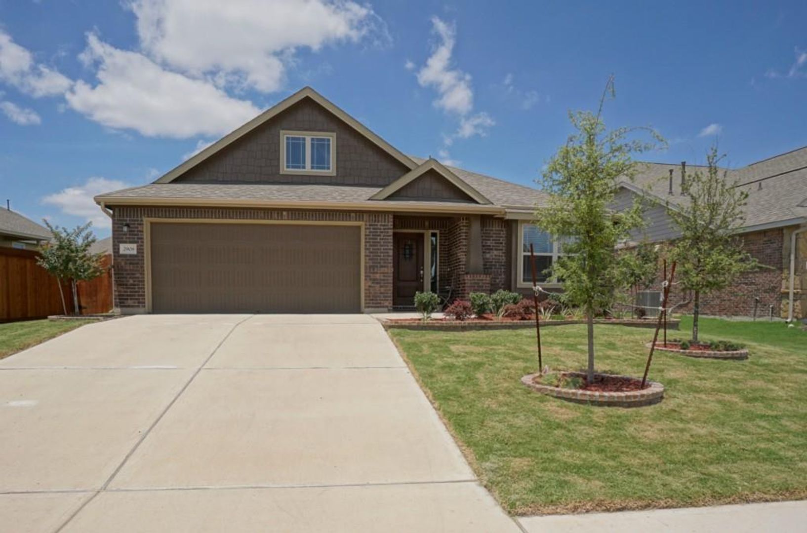 GREAT ONE STORY HOME IN FALCON POINTE*