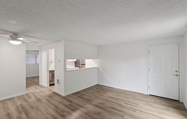 1 bed, 1 bath, 550 sqft, $1,595, Unit 37