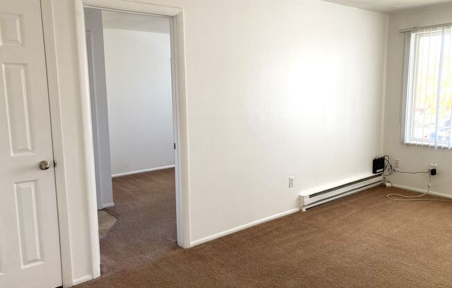 1 bed, 1 bath, 500 sqft, $1,099, Unit 21