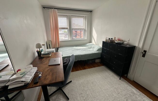 1 bed, 1 bath, 559 sqft, $2,185, Unit 103 Summer #403