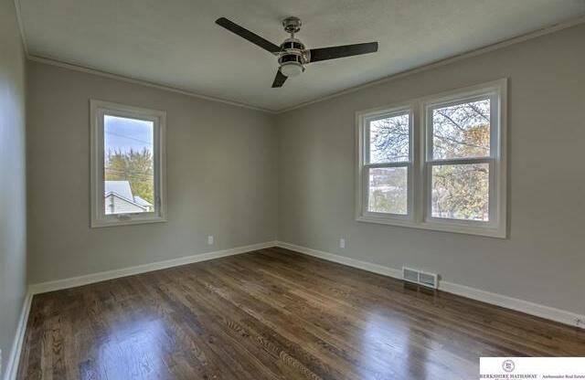 3 beds, 1 bath, $2,145