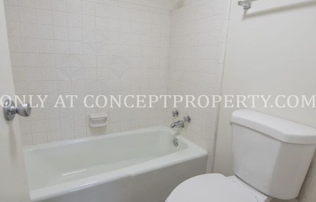 1 bed, 1 bath, 600 sqft, $1,199, Unit C10