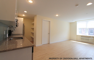 2 beds, 1 bath, 650 sqft, $1,750, Unit 404