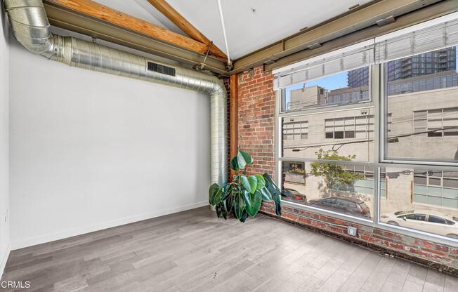 2 beds, 1.5 baths, 1,380 sqft, $5,300, Unit 111