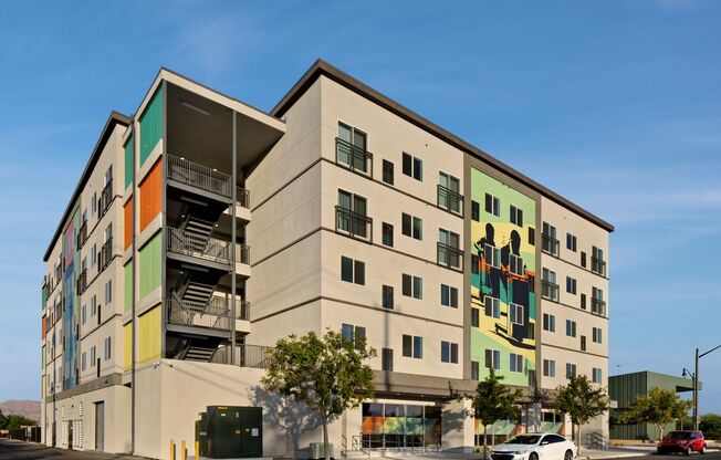 1 bed, 1 bath, 580 sqft, $1,465, Unit 203