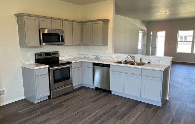 1/2 OFF FIRST MONTHS RENT!! Beautiful Newly Built Home-Carley Crossings