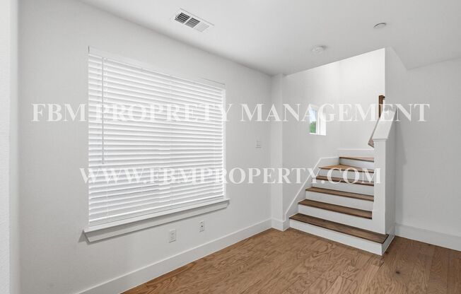 2610 Kimsey, Unit 201 - Gorgeous 2 Bedroom, 2.5 Bathroom-Four Story Home in Dallas, TX!