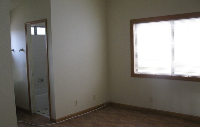 3 beds, 2 baths, $1,850