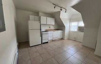 Studio, 1 bath, 390 sqft, $899, Unit 6017 Stanton Ave. #6