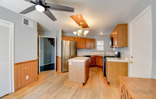 Ready for Move In. Pie Lot, Extra Large. Downstairs Master Bedroom