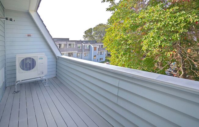 2 beds, 1 bath, 1,050 sqft, $2,800, Unit 74-6