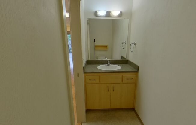 4 beds, 2.5 baths, 1,515 sqft, $3,600, Unit 31