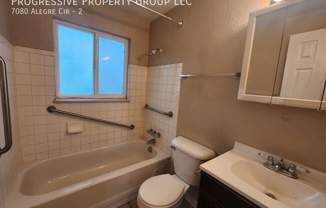 2 beds, 1 bath, 750 sqft, $1,049, Unit 7080-2