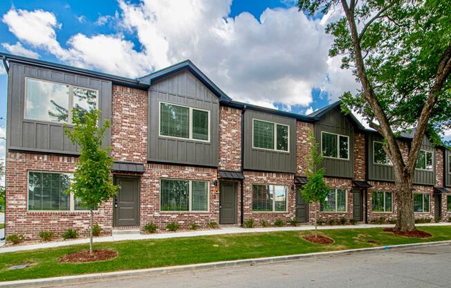 Argenta Area, NLR - 2 Bedroom - New Construction Luxury Townhomes