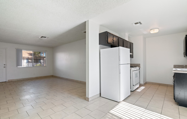 Thunderbird Apartments Inside