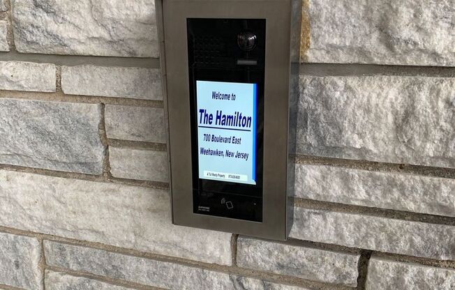 1 bed, 1 bath, $2,200, Unit 5D