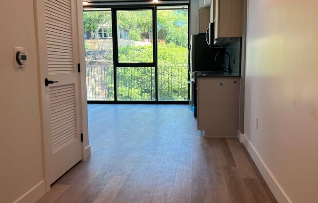 Studio, 1 bath, 468 sqft, $2,750, Unit 512