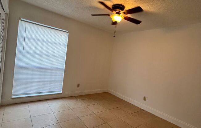 Beautiful 2 Bedroom 1 Bathroom condo in Altamonte Springs