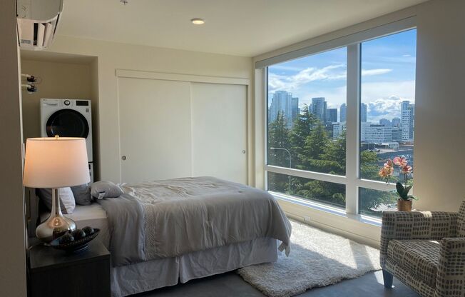 Studio, 1 bath, 348 sqft, $1,721, Unit 309