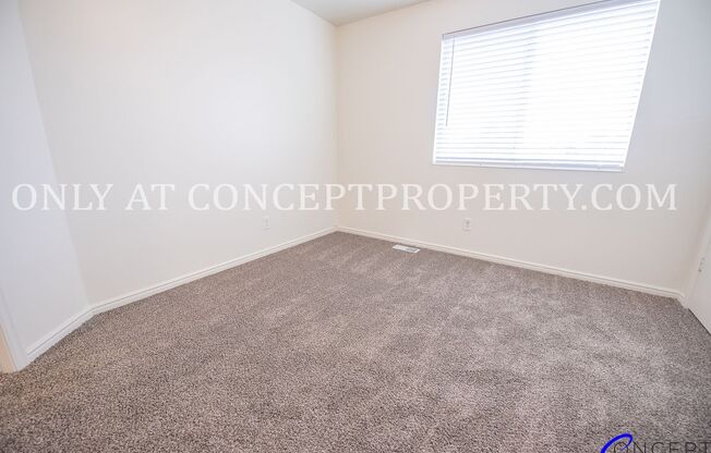 3 beds, 2 baths, 1,350 sqft, $1,799, Unit 4060