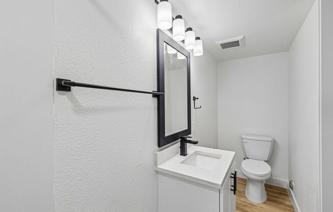 1 bed, 1 bath, 465 sqft, $2,245, Unit 57