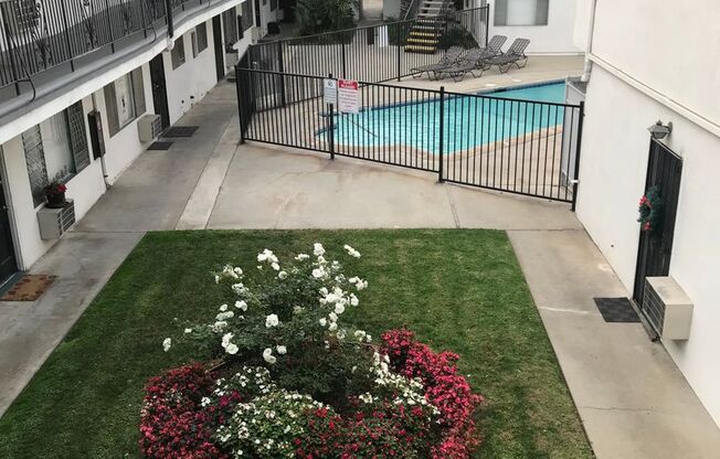 Walnut St. Apts.