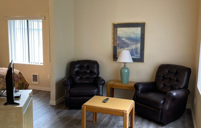 1 bed, 1 bath, 410 sqft, $1,650, Unit 411