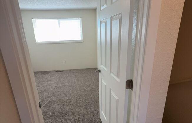 2 beds, 1.5 baths, 942 sqft, $1,399, Unit 4421A08