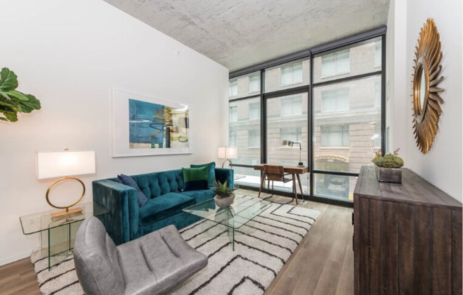56 E 14 ST