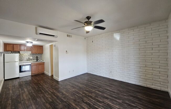 Hampton Court Apartments