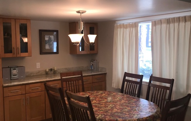 3 beds, 2 baths, $2,400