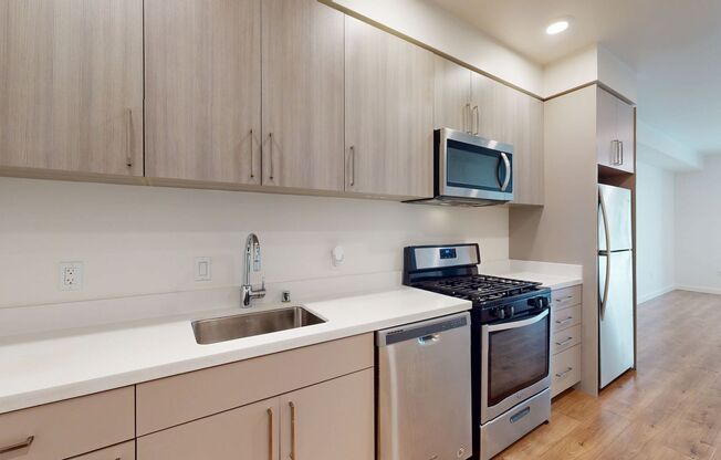 1 bed, 1 bath, 742 sqft, $2,620, Unit 504