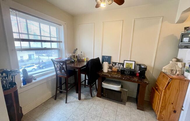 Studio, 1 bath, $895, Unit 23