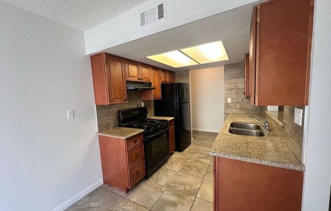 4561 CARRIAGE PARK DR
