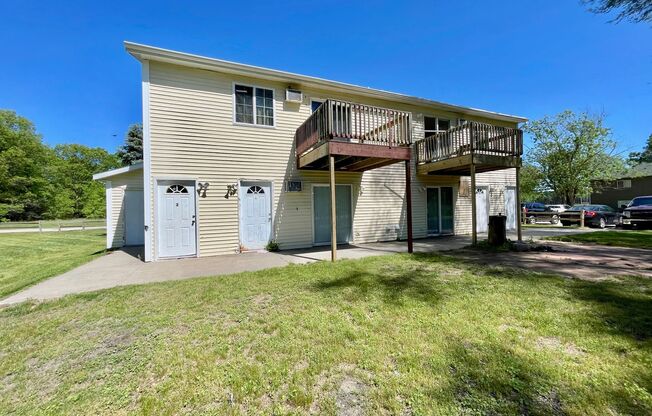Five Lakes Apartments