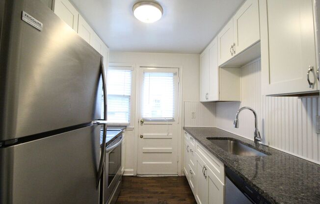 Fully Renovated 1 Bedroom 1 Bath in North Kansas City