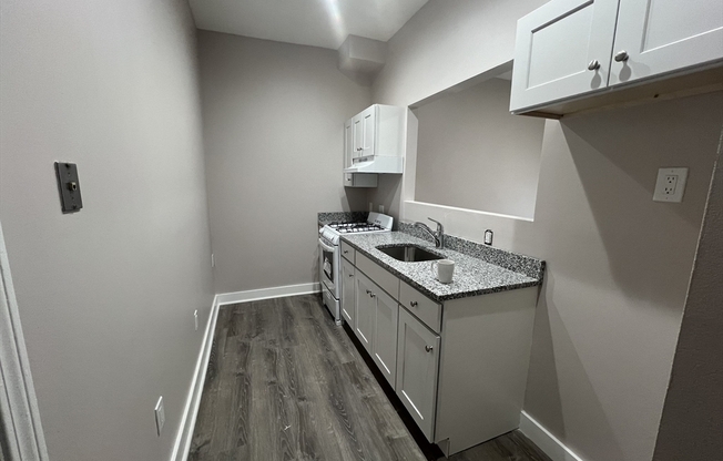 1 bed, 1 bath, 650 sqft, $2,100, Unit 1