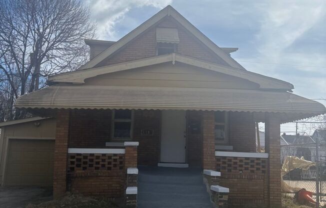 4bd Single Cleveland East Side Section 8