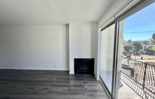 1 bed, 1 bath, 800 sqft, $2,200, Unit 109
