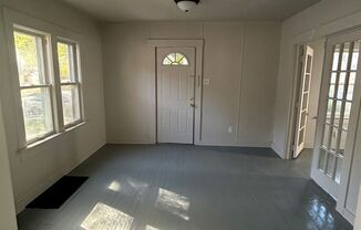 2 beds, 1 bath, $765