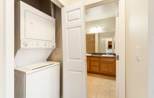 2 beds, 2 baths, 1,141 sqft, $2,545, Unit 407