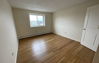 1 bed, 1 bath, $1,750, Unit 21